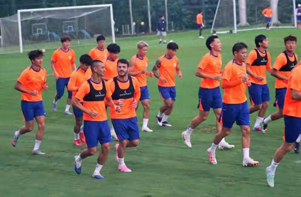 NG28关于离谱！武汉三镇队长鼓劲备战中超AC米兰今夜伤情更新，AC米兰再遭质疑备战葡超的信息