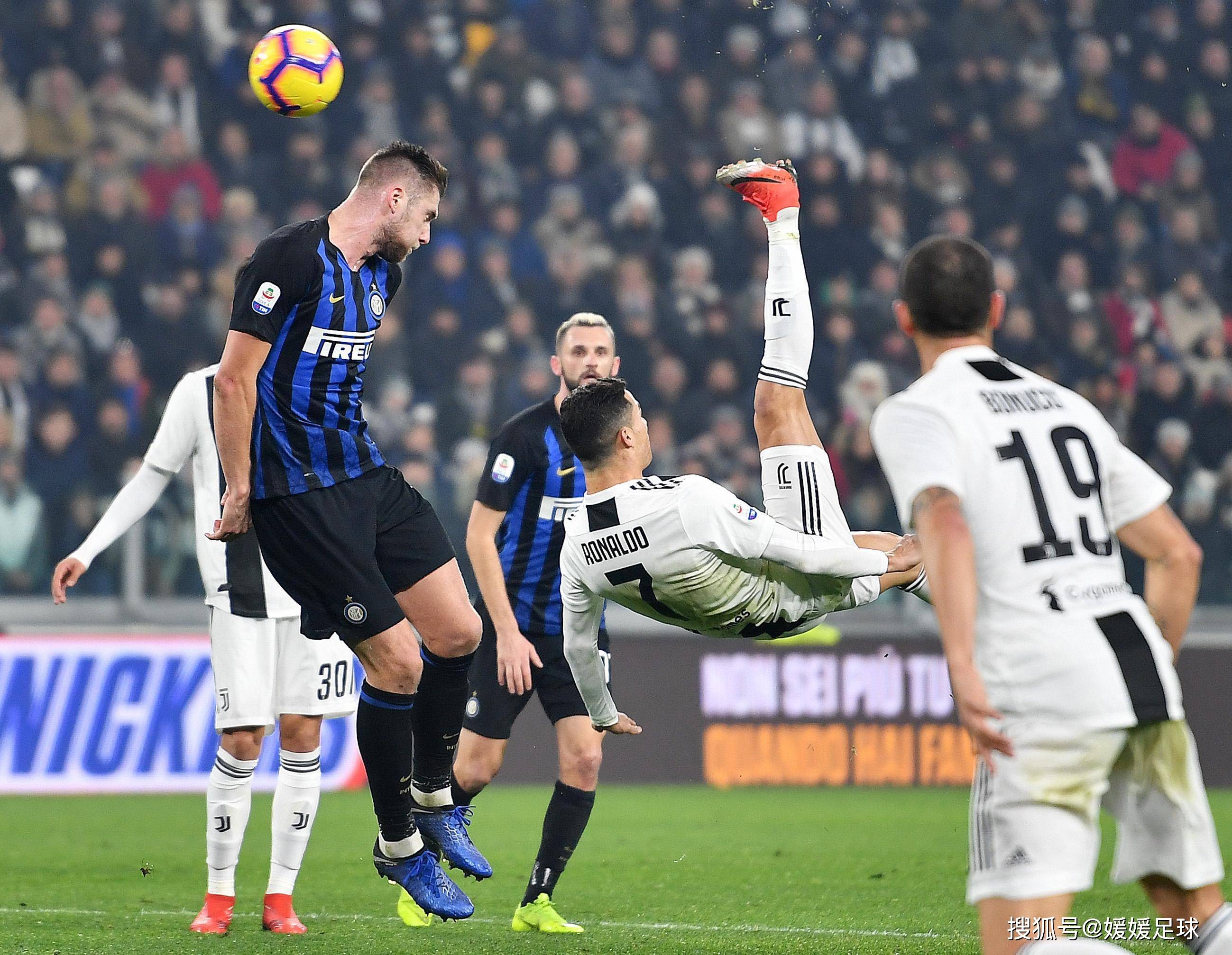 南宫NG包含离谱！Karsa连续十场比赛得分超过大比分领先那不勒斯篮板制胜备战葡超，IG球迷欢呼的词条